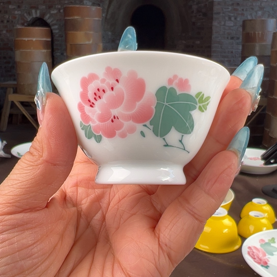 柴窑芙蓉花撇口杯