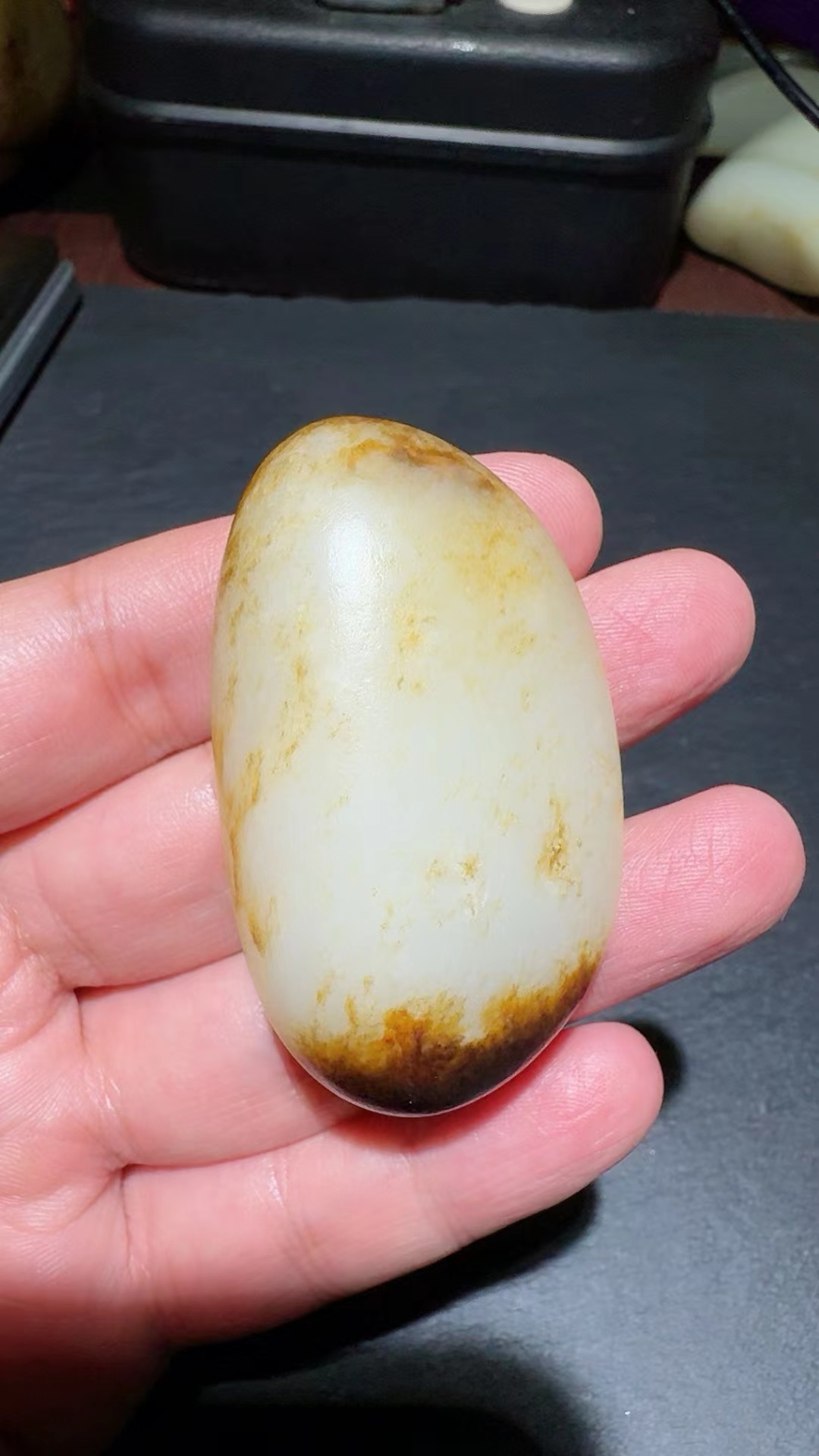 新疆精品和田玉籽玉羊脂白