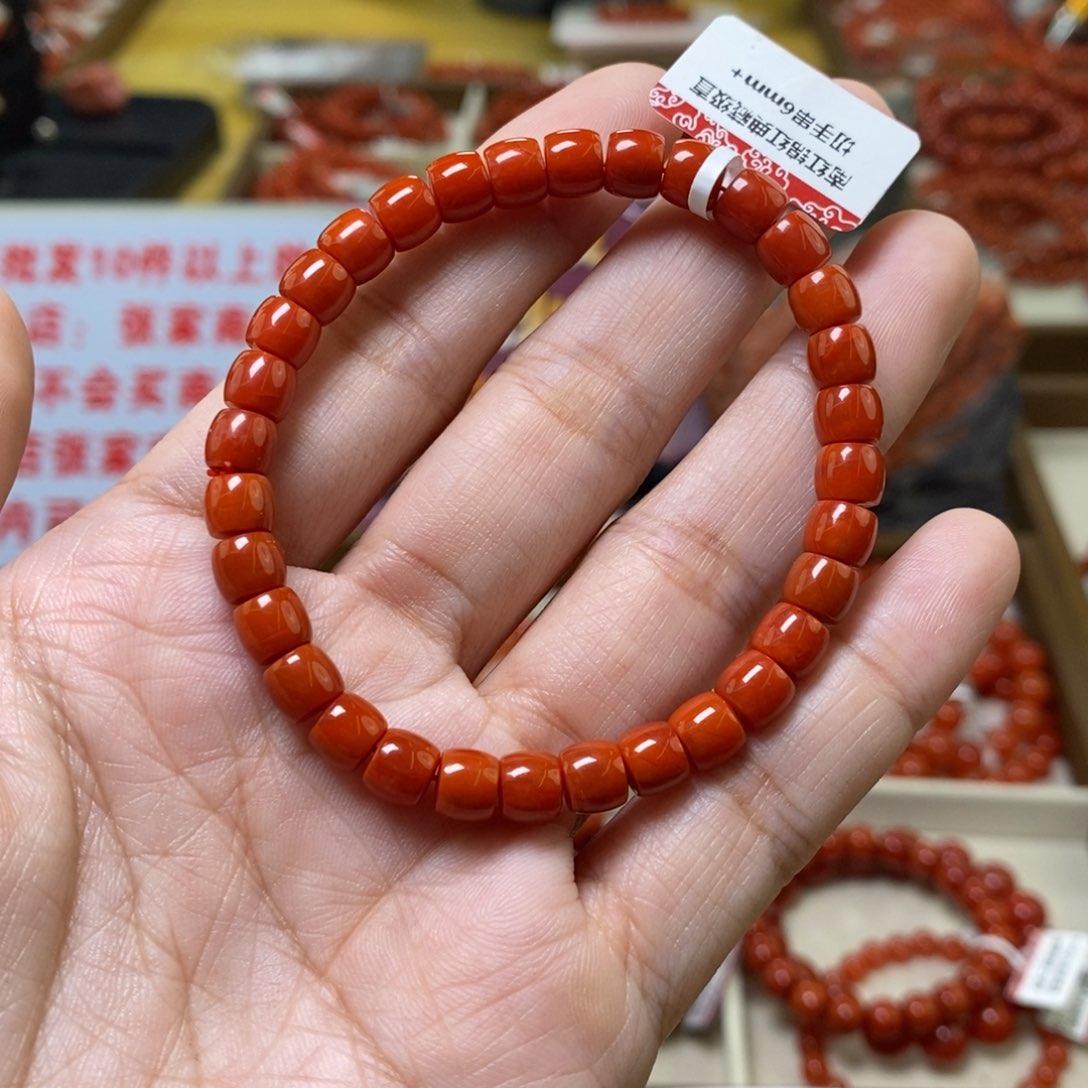 未镶嵌卡6+南红玛瑙