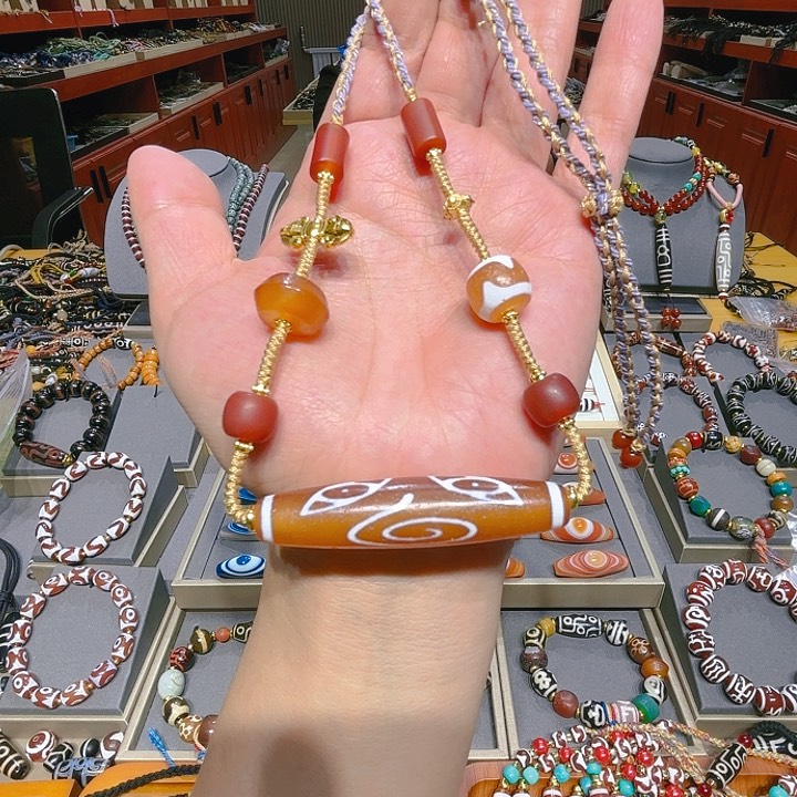 未镶嵌玛瑙/玉髓珠宝奇石