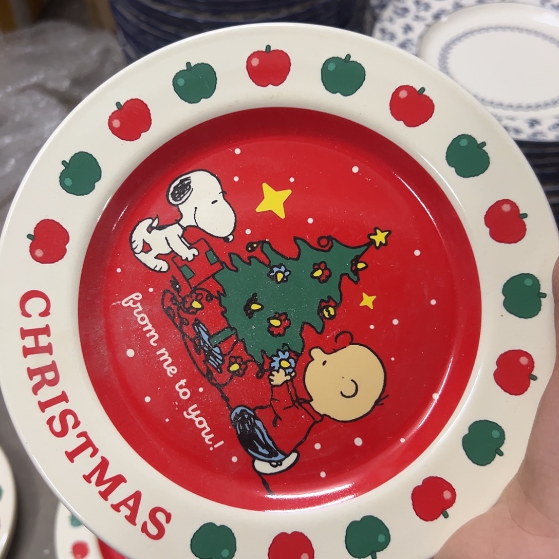 陶微瑕圣诞史努比盘一个