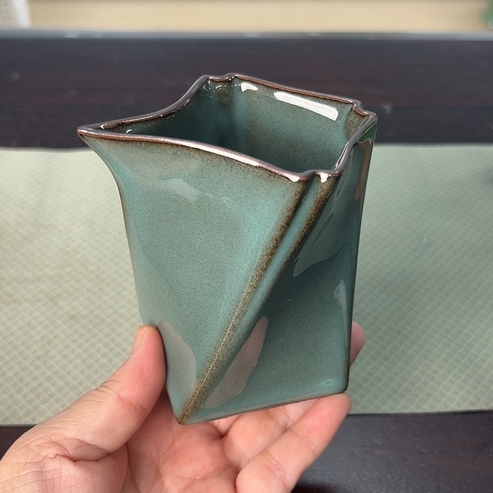 龙泉云间青瓷小米茶器