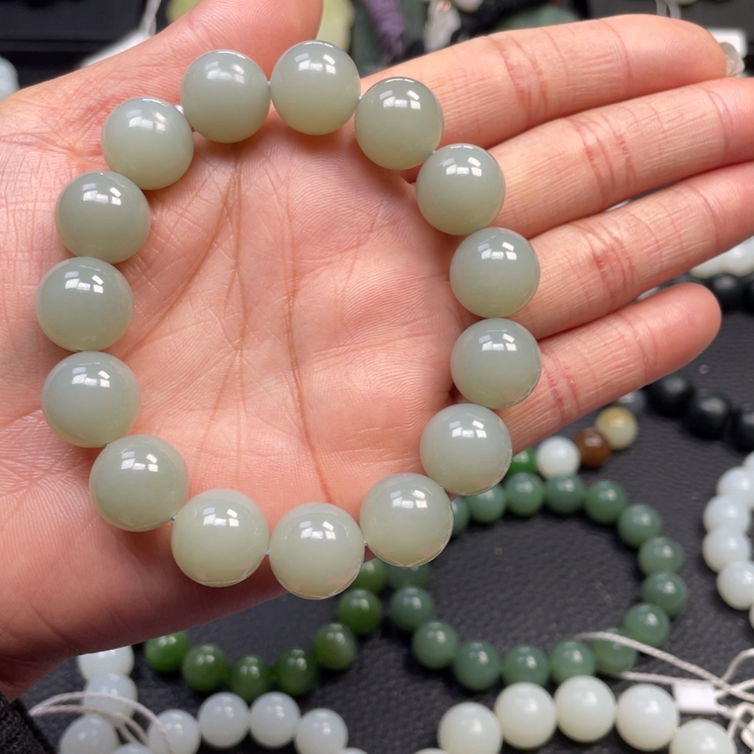 和田玉未镶嵌手链