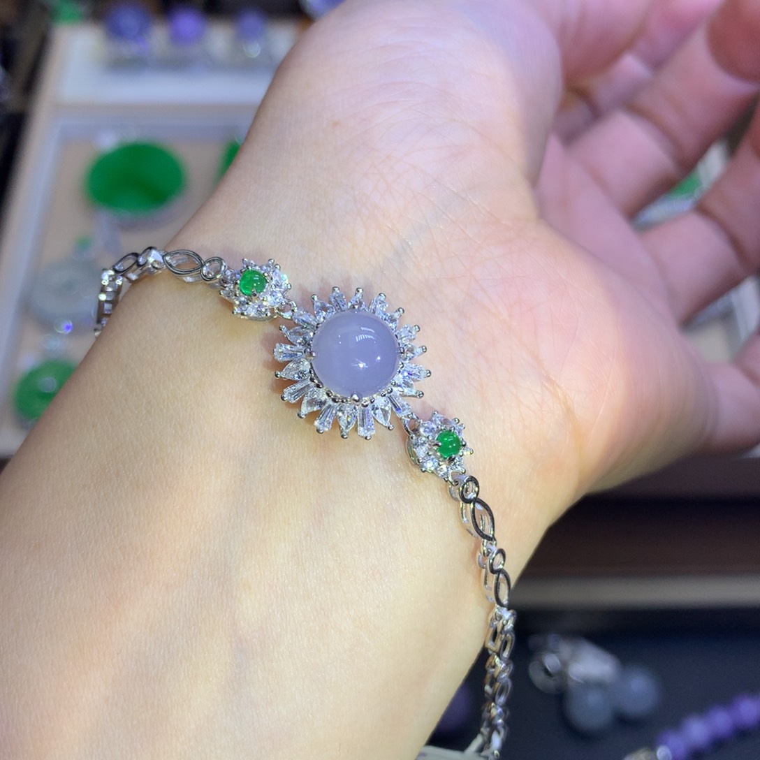 翡翠颈饰银S925镶嵌翡翠