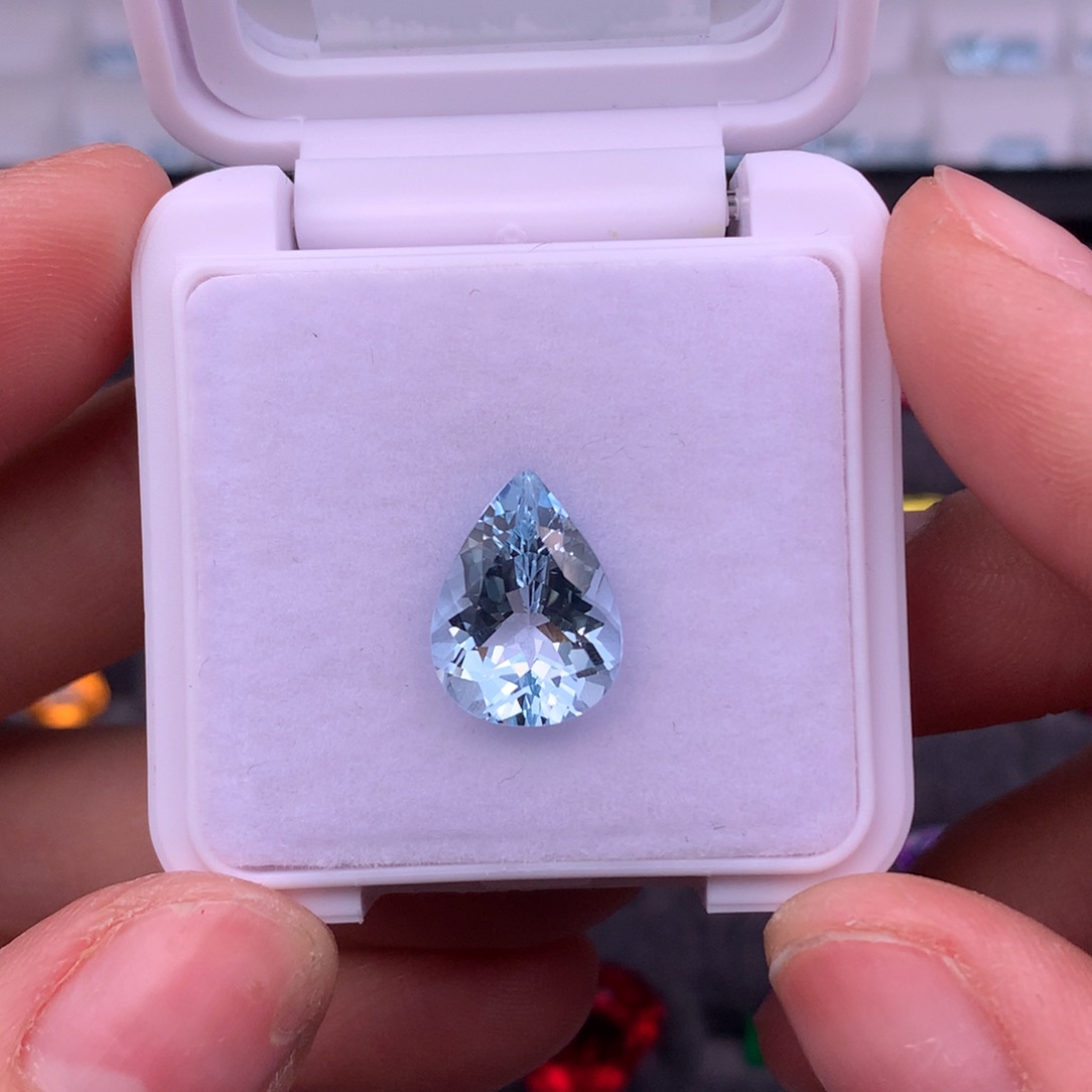 海蓝宝石裸石未镶嵌4.2ct全净无暇5a色