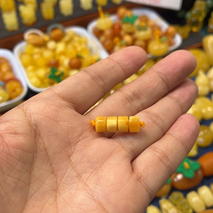 琥珀未镶嵌裸石卡7加药片一组精工微瑕