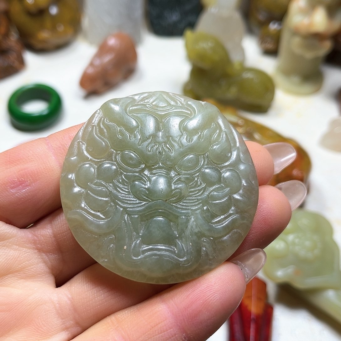 白玉菩提吊坠白玉菩提吊坠