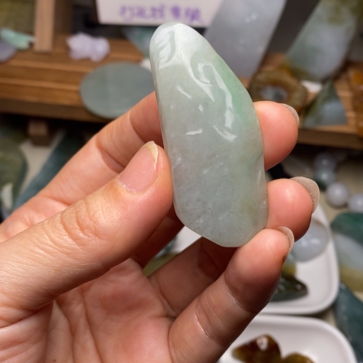 翡翠未镶嵌颈饰天然