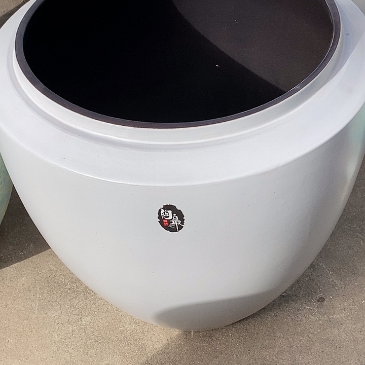 花盆紫砂口35高度43无孔瑕疵