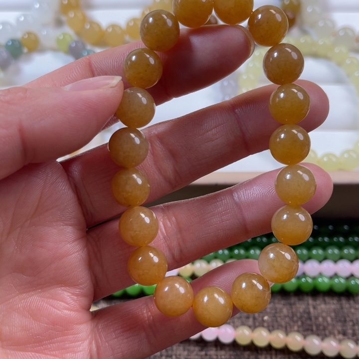 和田玉未镶嵌手串