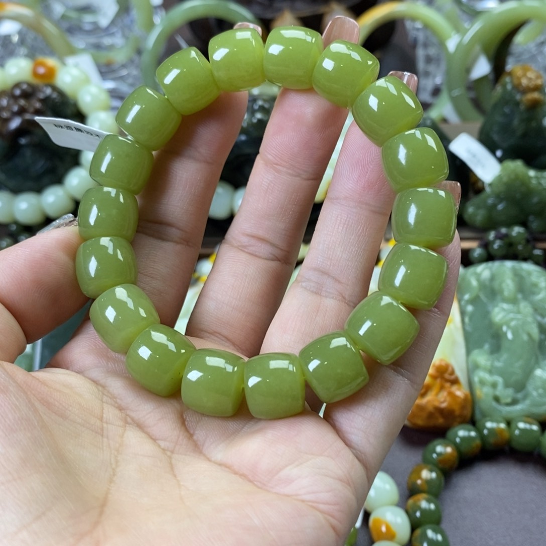 手串未镶嵌透闪石质玉墨*