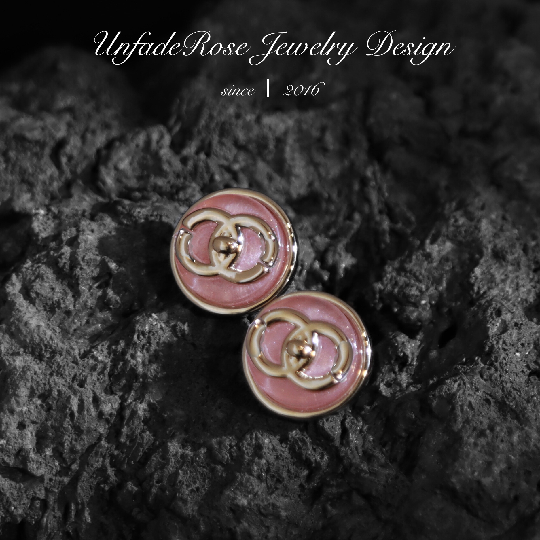 UNFADE ROSE 镀k金925针粉色简约日常纽扣耳钉 F161H