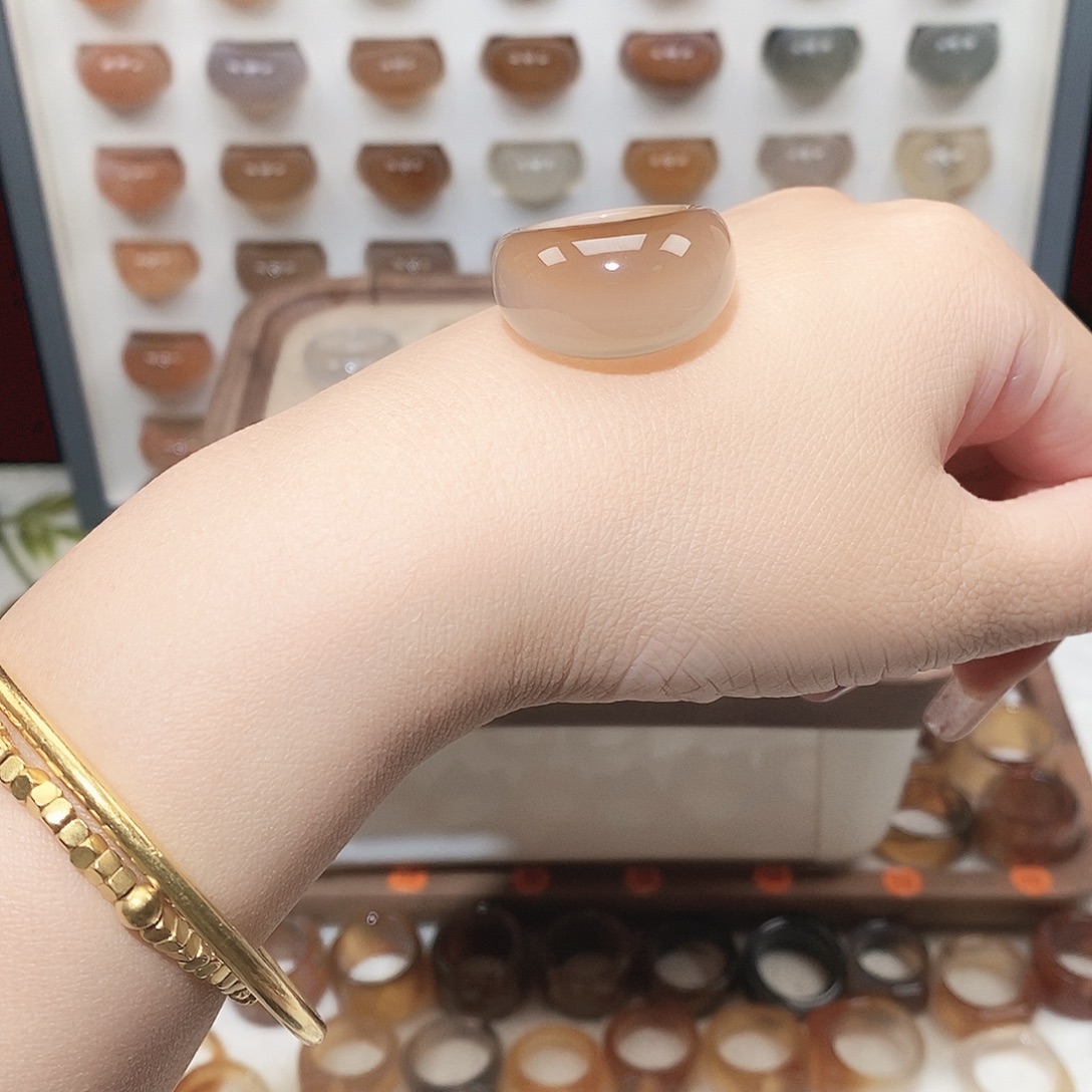 ****^玛瑙/玉髓未镶嵌戒指港19