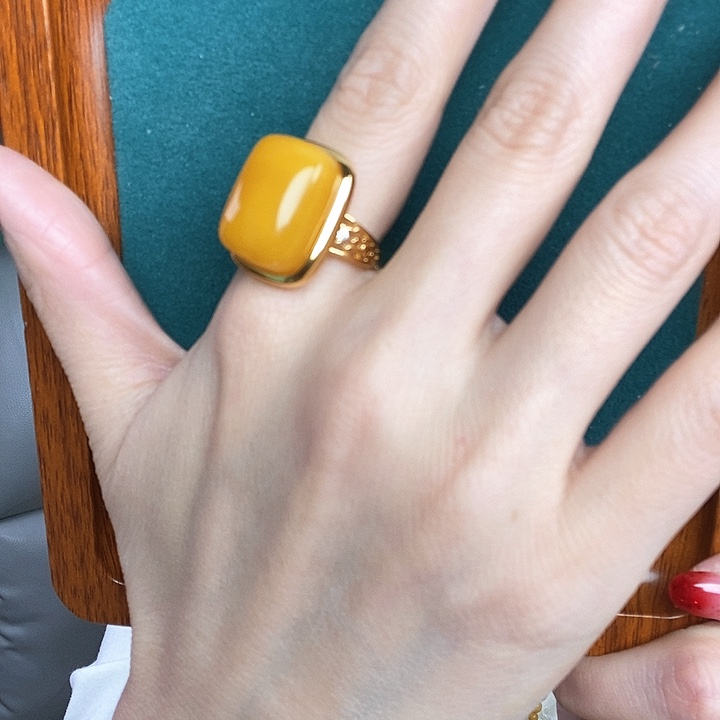 蜜蜡戒指银S925镶嵌戒指