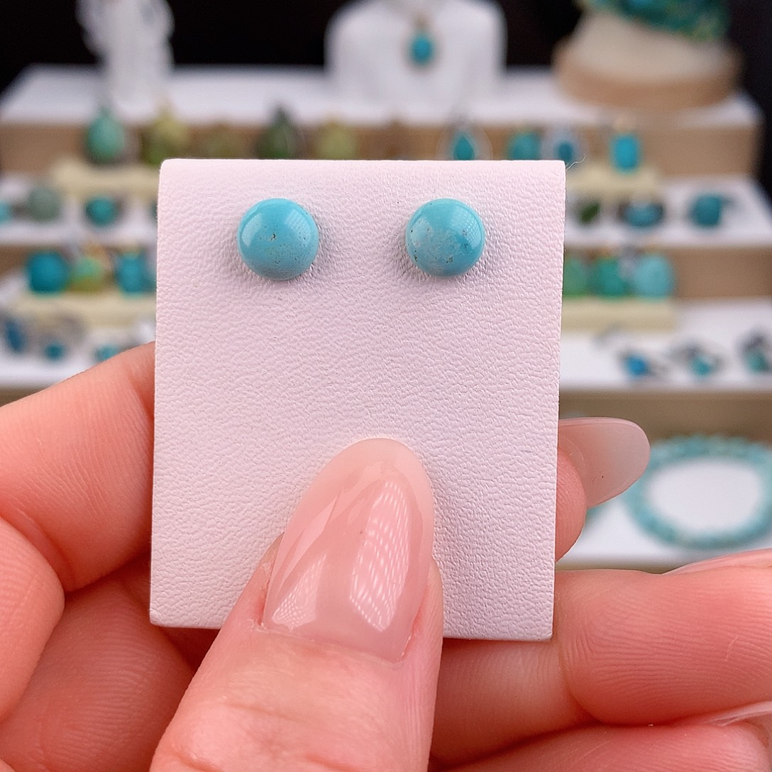 绿松石未镶嵌耳饰