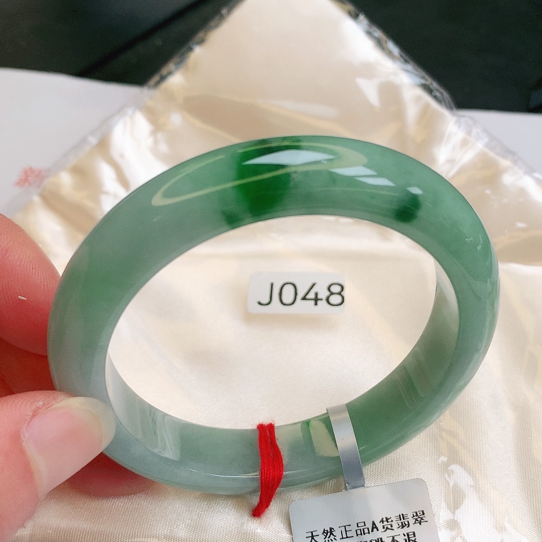 【闪购商品】翡翠手镯未镶嵌缅甸天然a货翡翠