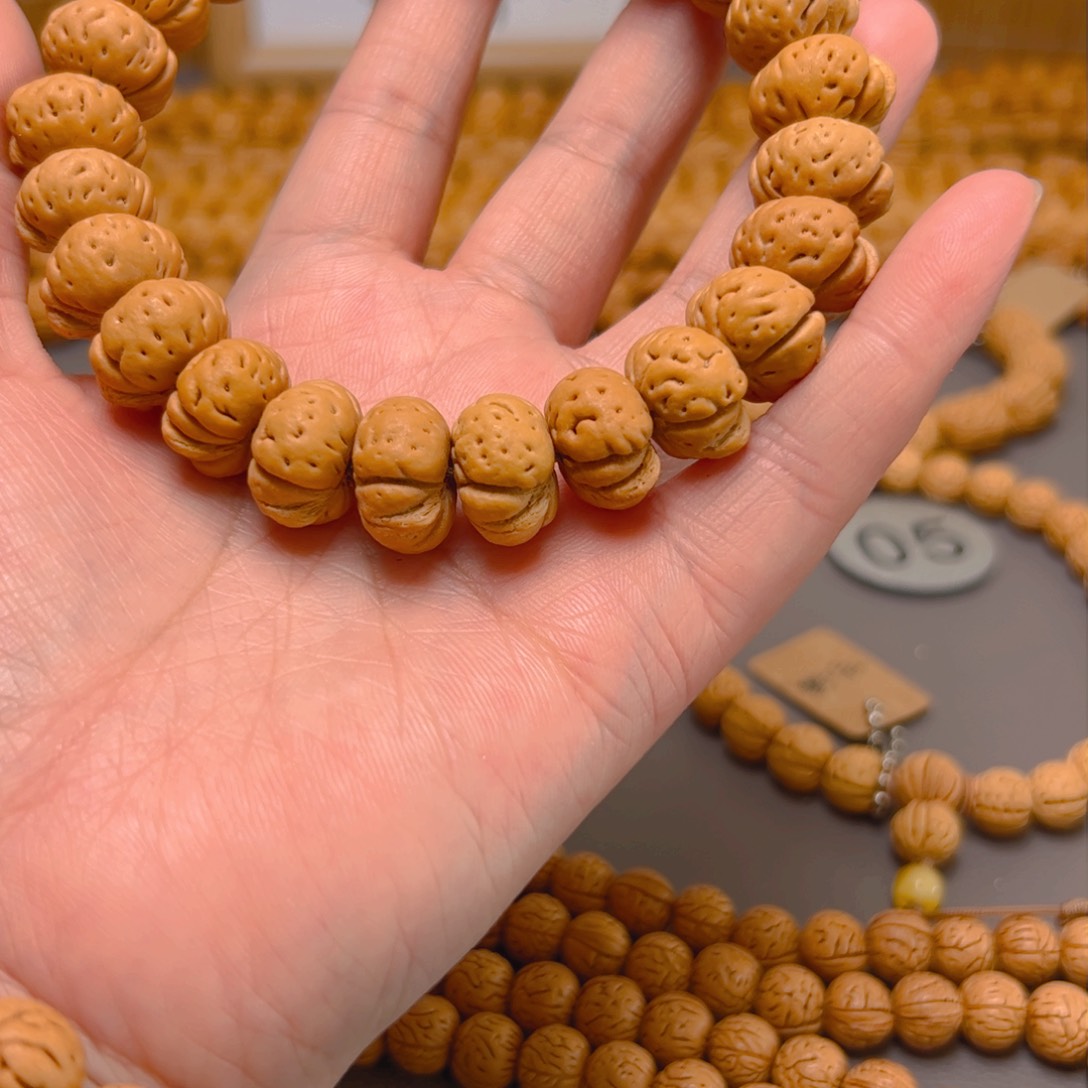 吊坠桃核我**我桃核手串