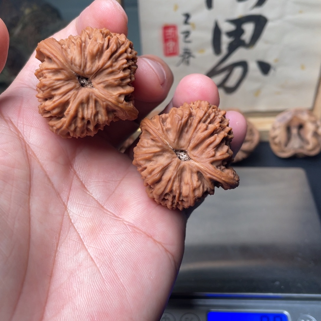 不****吊坠文玩核桃南疆石