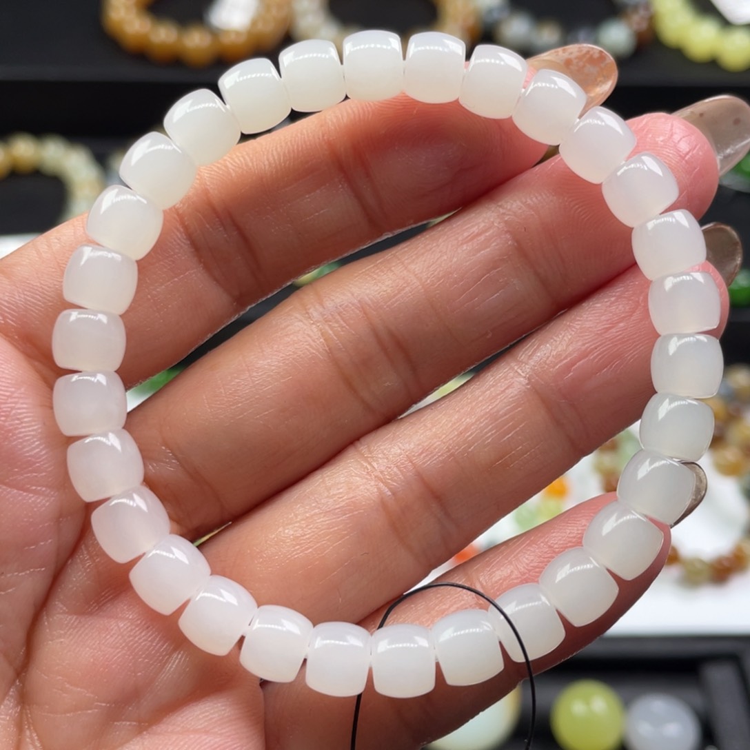 未镶嵌手链和田玉