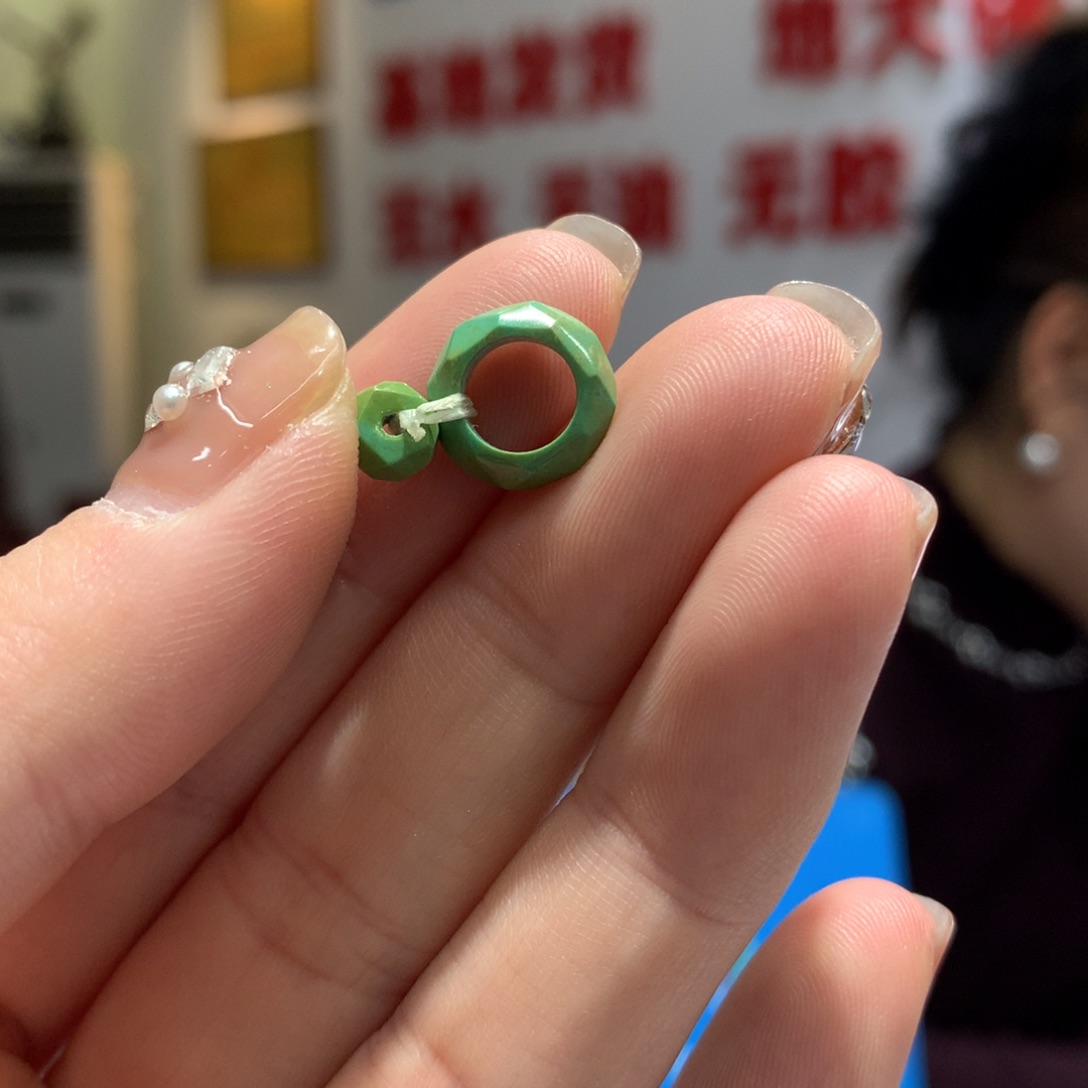 绿松石配饰未镶嵌