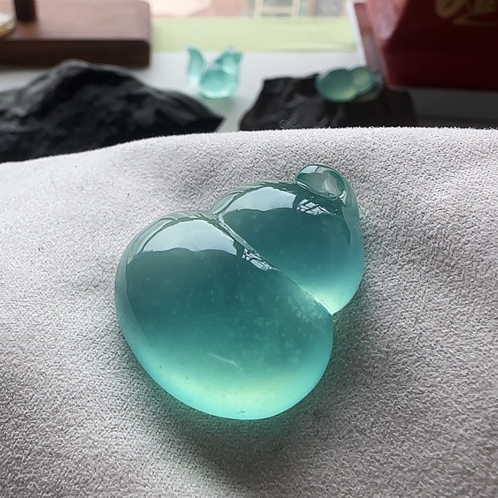 岫玉未镶嵌吊坠(不含链)