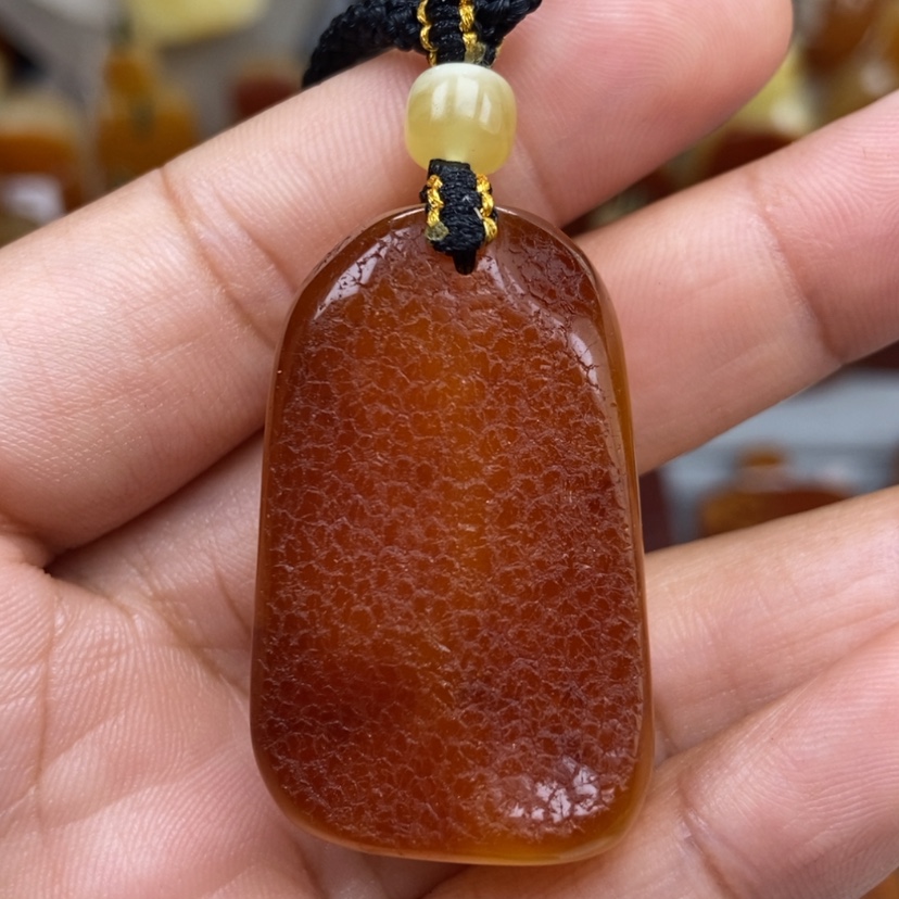【闪购商品】琥珀颈饰未镶嵌