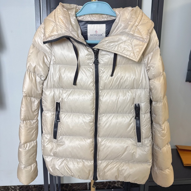 95新 MONCLER 蒙口女款羽绒服/成色98新/尺码0码
