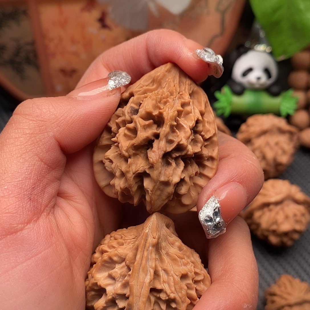 十****核桃秦岭野生果鸡心