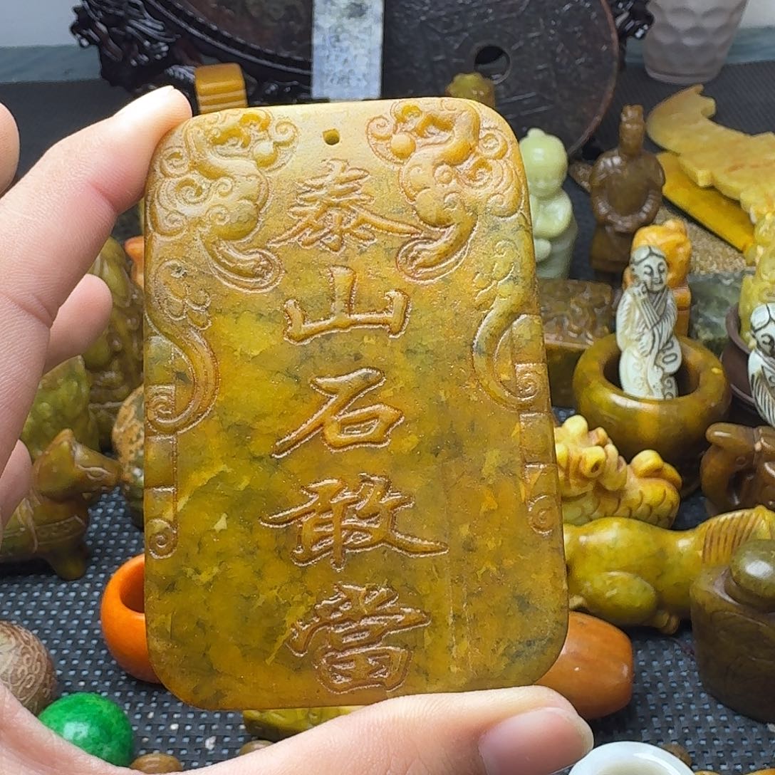 白玉菩提吊坠。。。