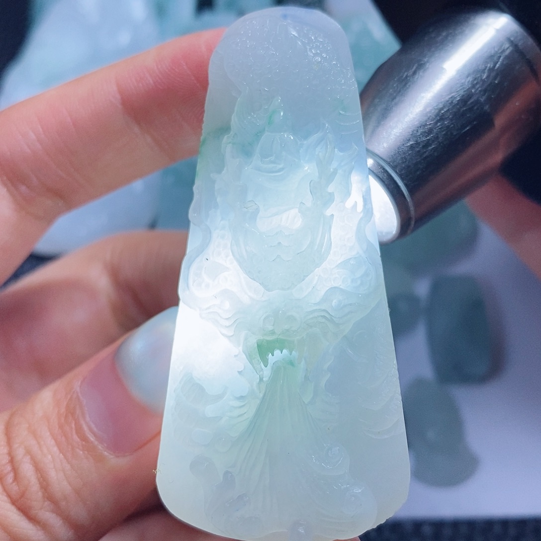 定制翡翠未镶嵌毛货付款后确认抛光