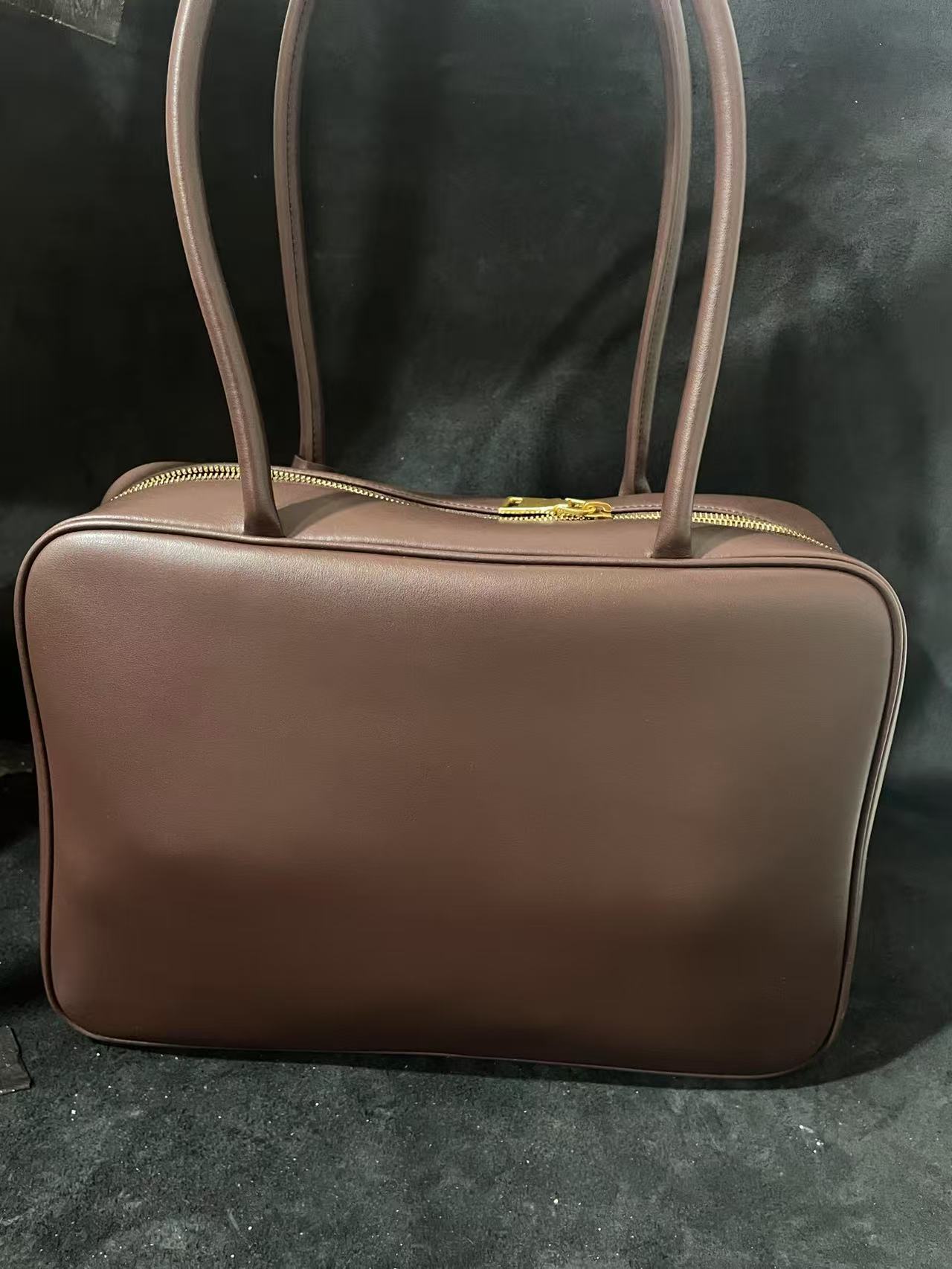 LQ-WITH-QUEEN真皮女包公文包咖啡色10854