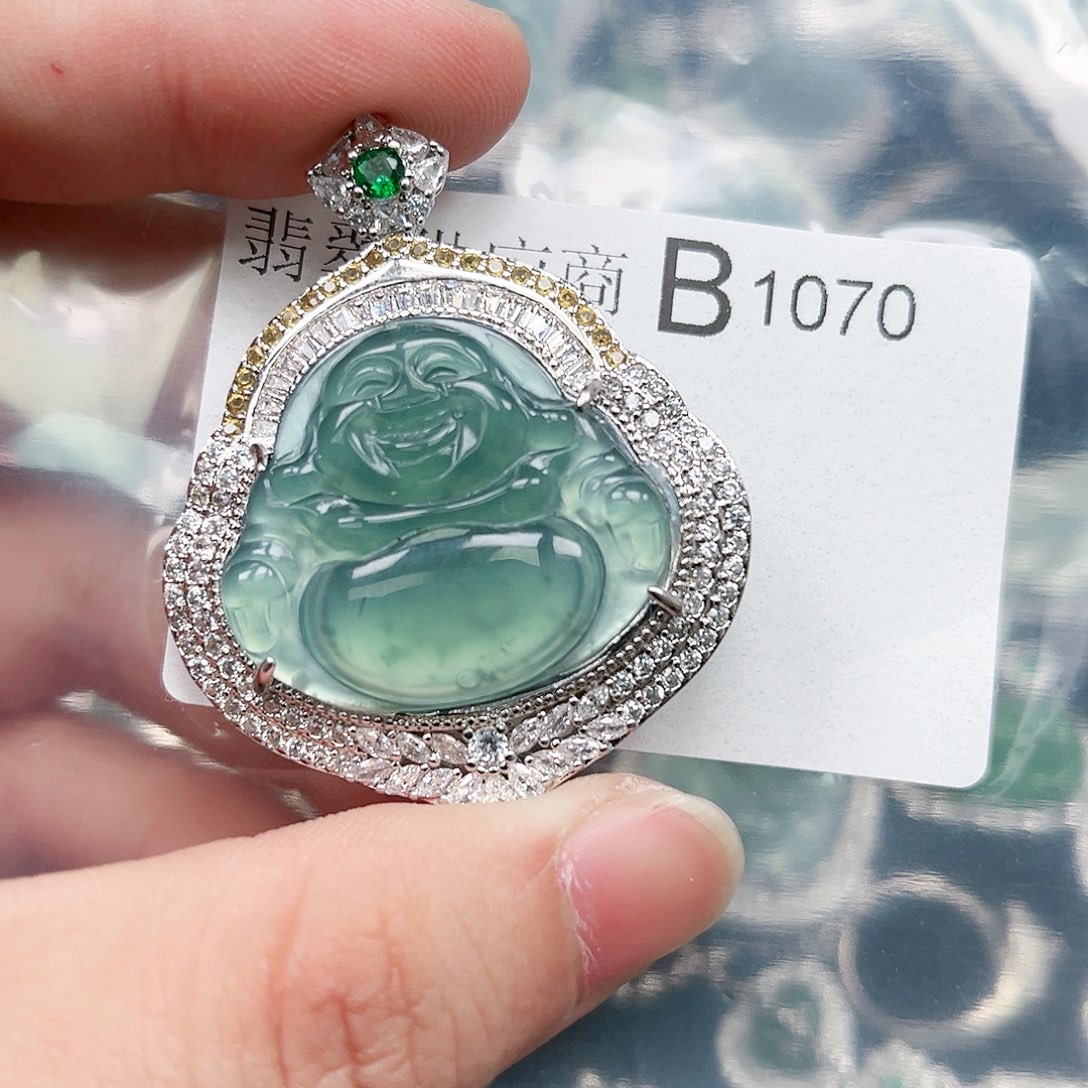 翡翠颈饰未镶嵌翡翠1070