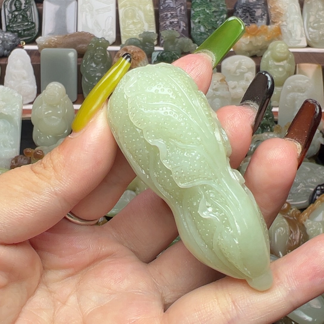 和田玉未镶嵌挂件