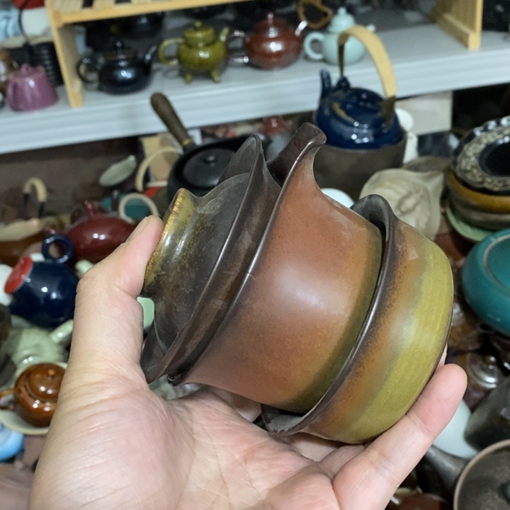 陶瓷艺术品及陶瓷壶