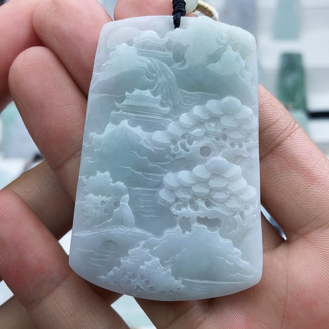 颈饰未镶嵌翡翠小***.翡翠