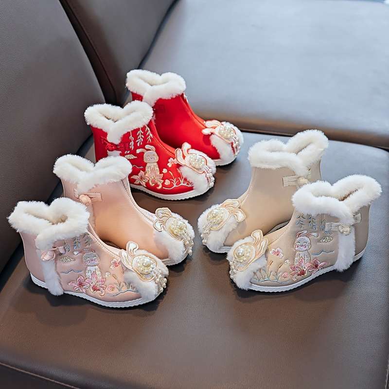 FAVMARTHA倔强兜兜冬季女宝靴子中国风女童加厚儿童加绒古装短靴