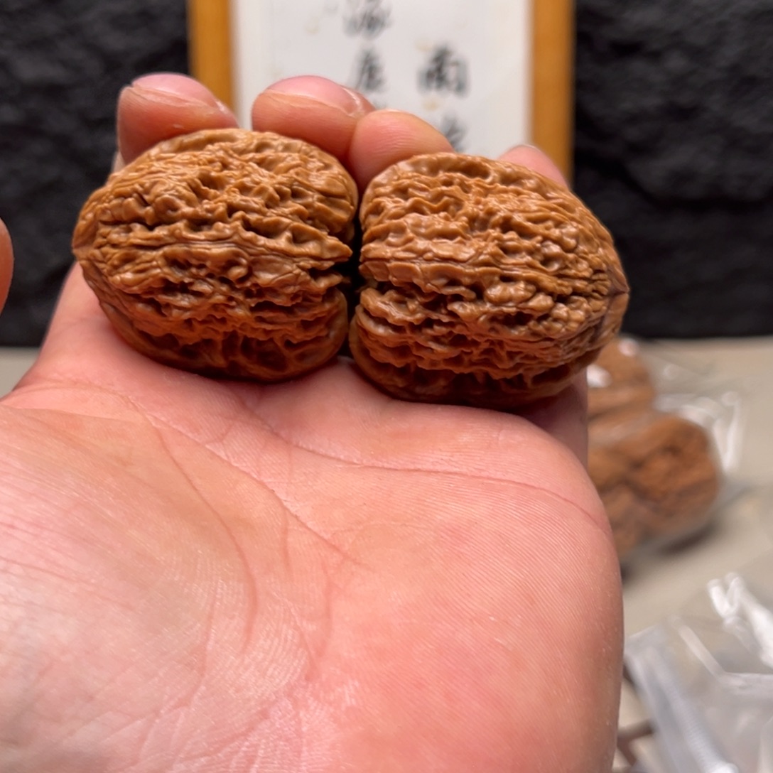 顺***^把件文玩核桃南疆38