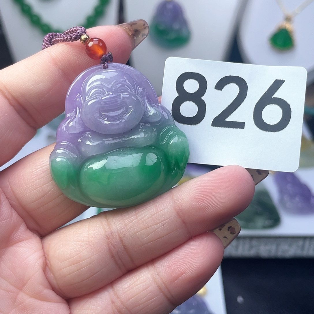 翡翠吊坠(赠链)未镶嵌