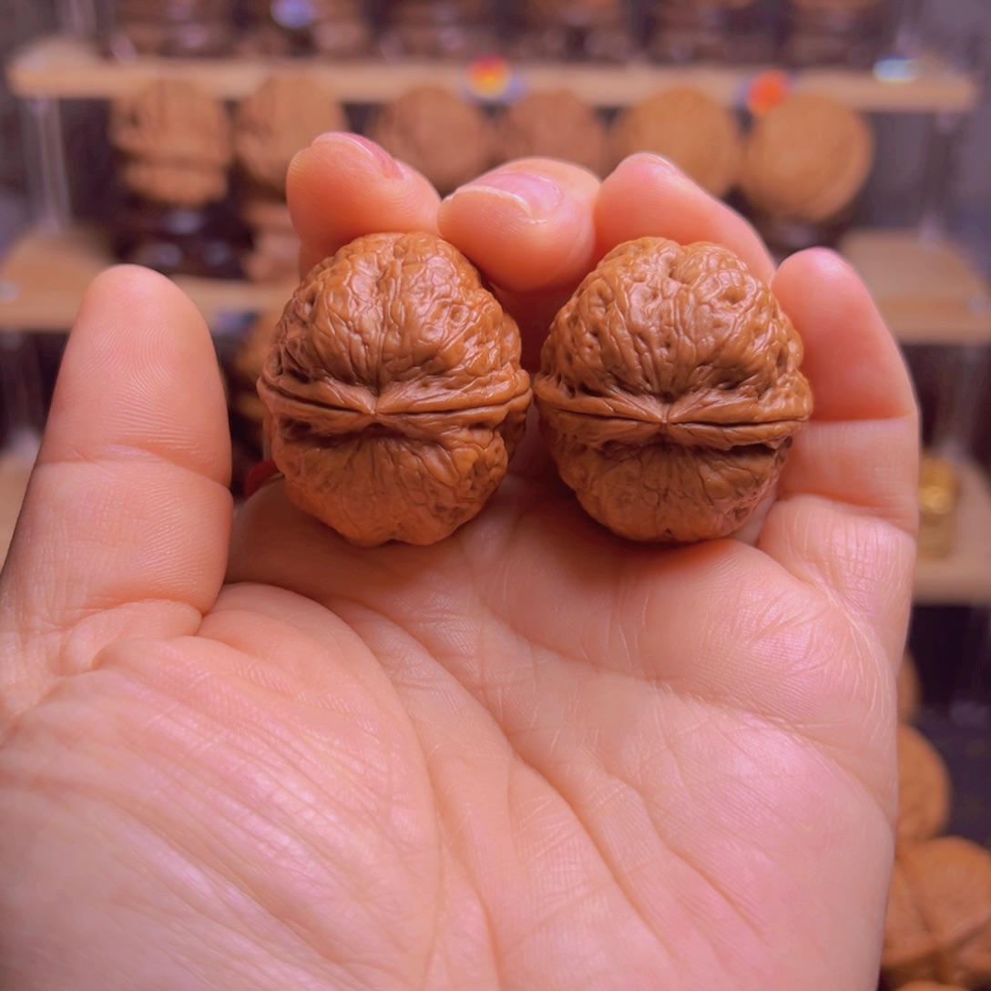 吊坠文玩核桃38w平头蟾35尺