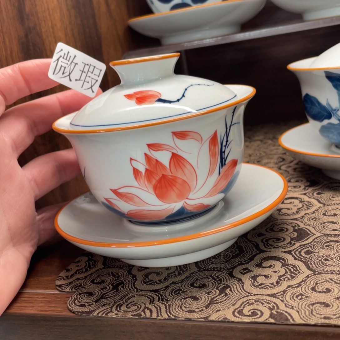 釉下手绘茶具微瑕