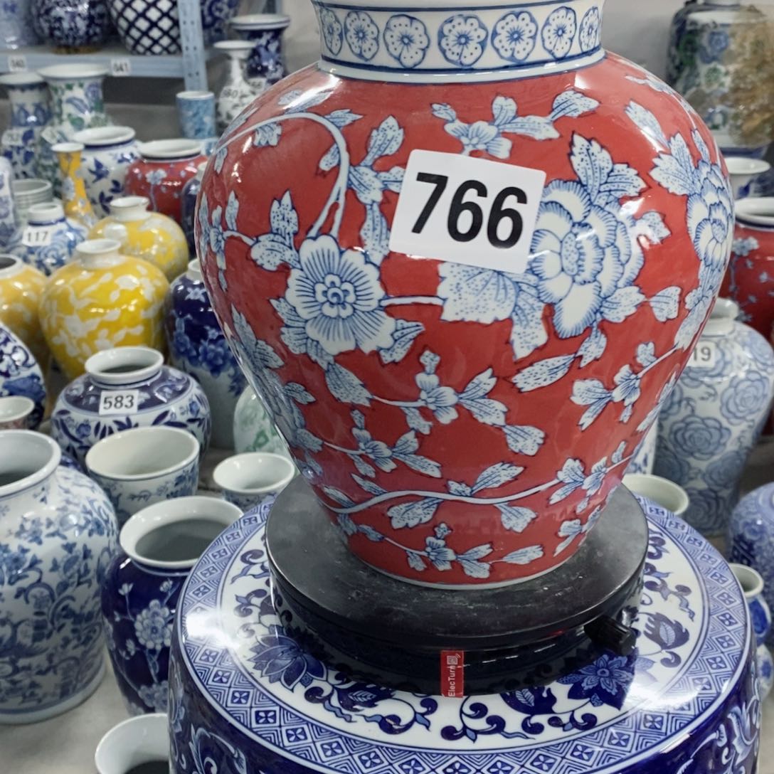 瓶微瑕磕碰不退不换介意勿拍