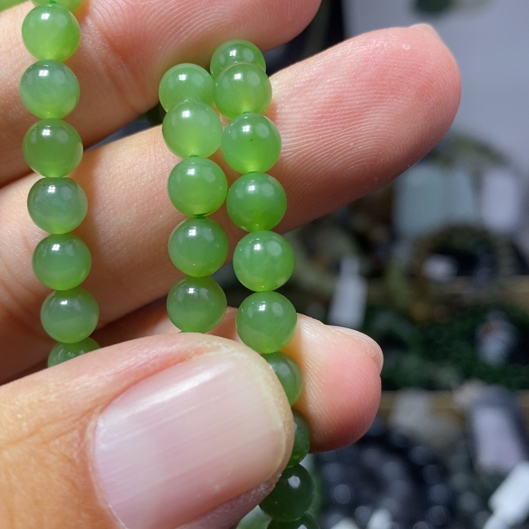 小***肉和田玉未镶嵌手链