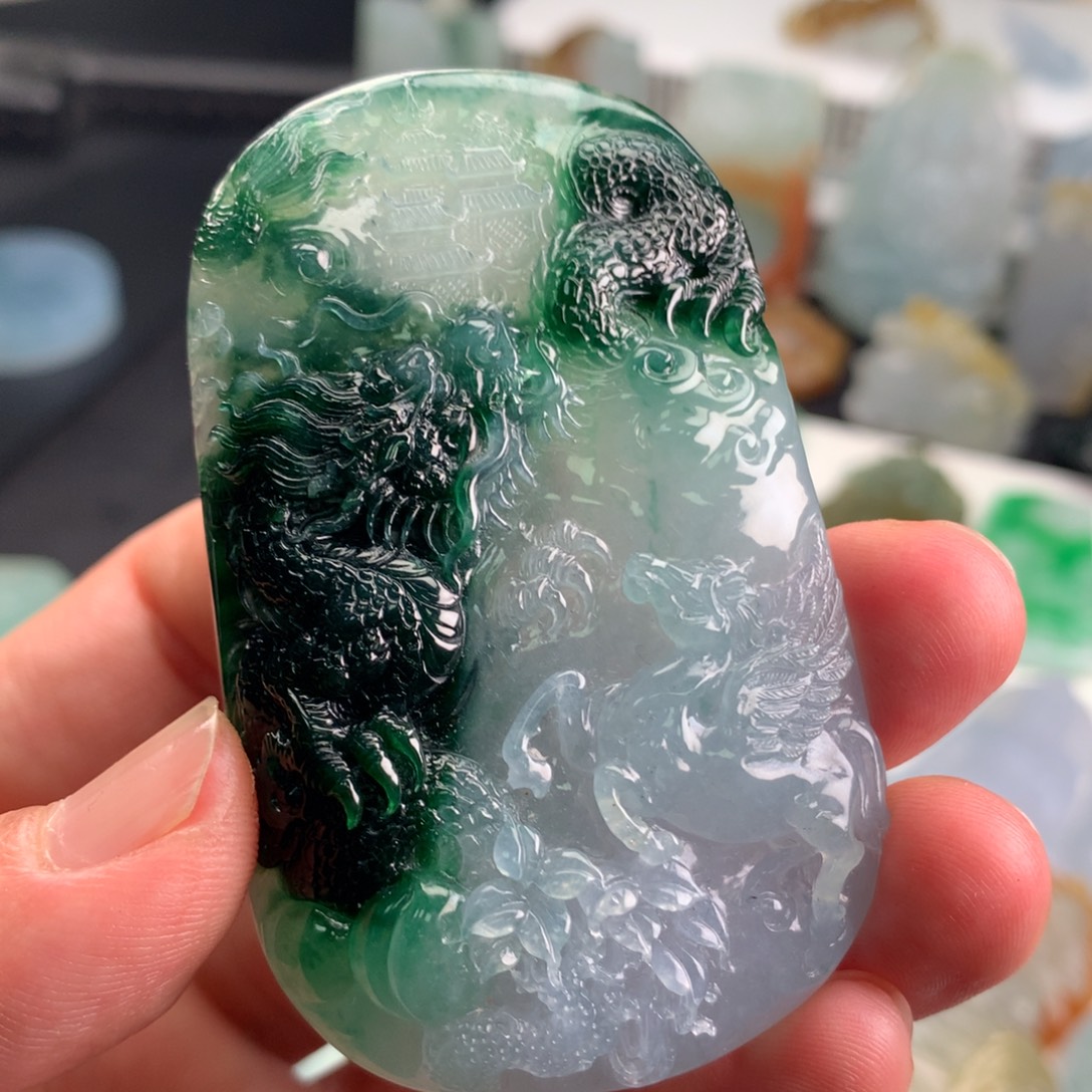 定制翡翠未镶嵌翡翠龙马精神