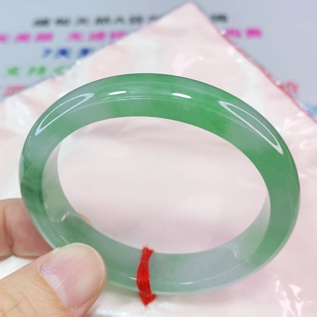 未镶嵌手镯翡翠53圈口贵妃