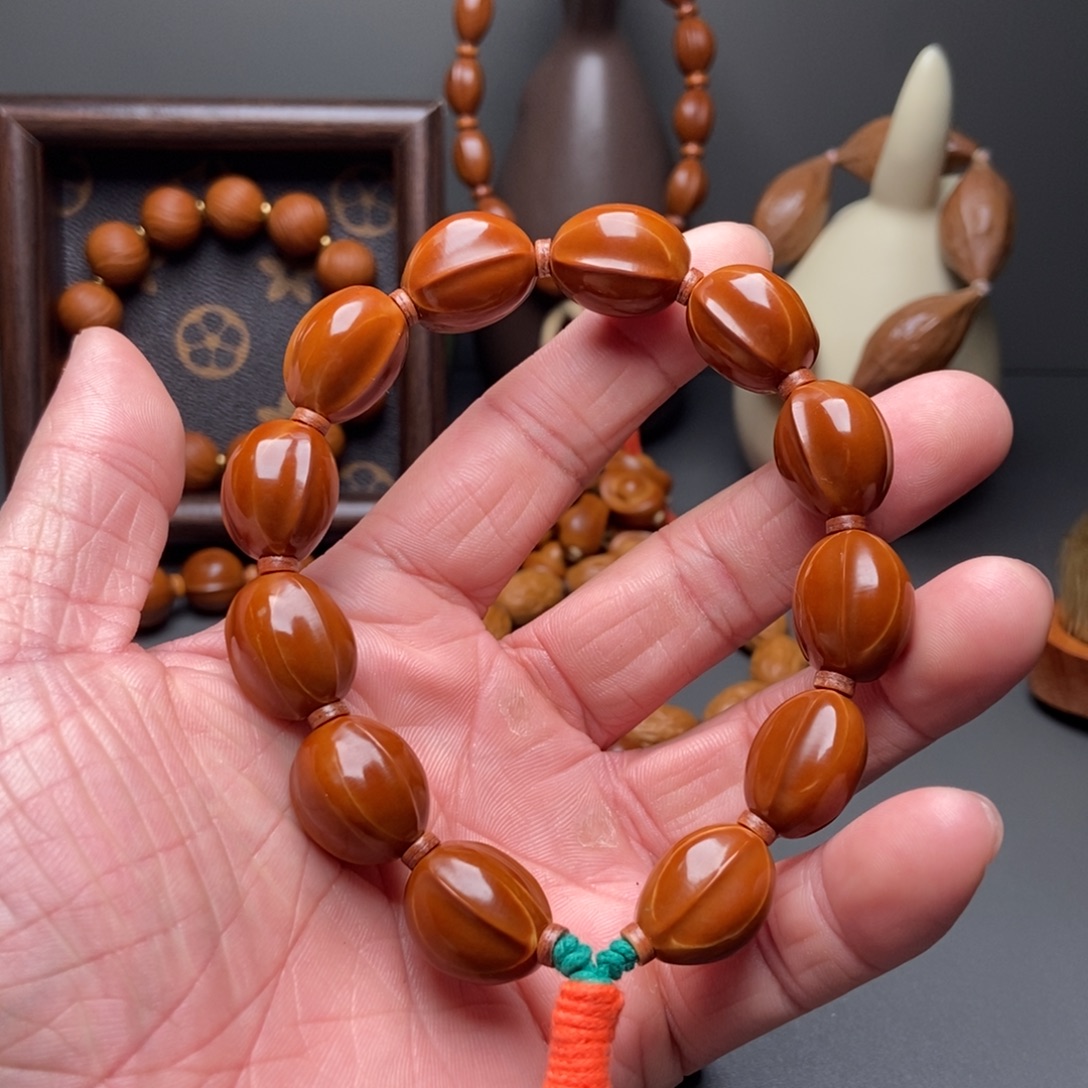 手串/手链橄榄核1.6铁核鲨鱼背