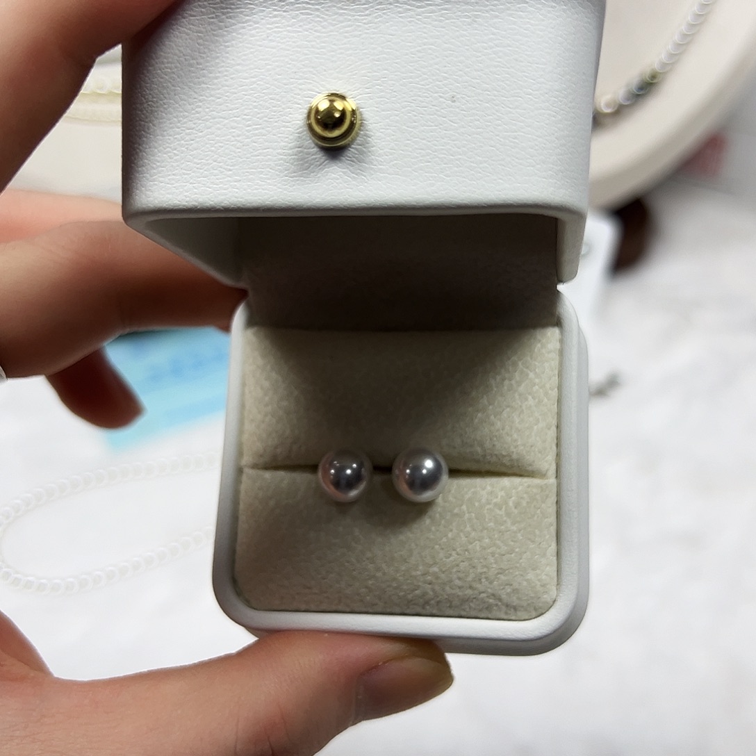 非金属925银白珠耳钉