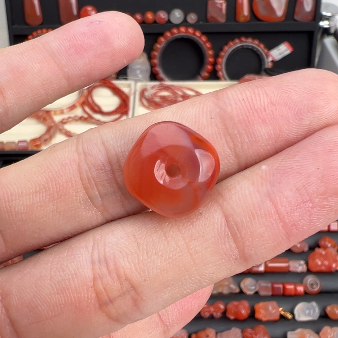 南红玛瑙未镶嵌颈饰方扣