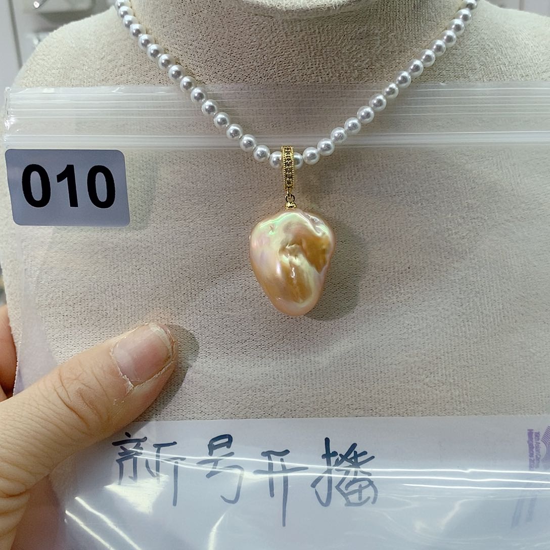 淡水珍珠颈饰合金