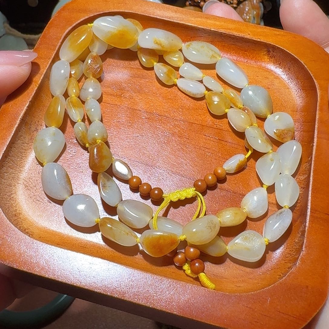 和田玉未镶嵌手链