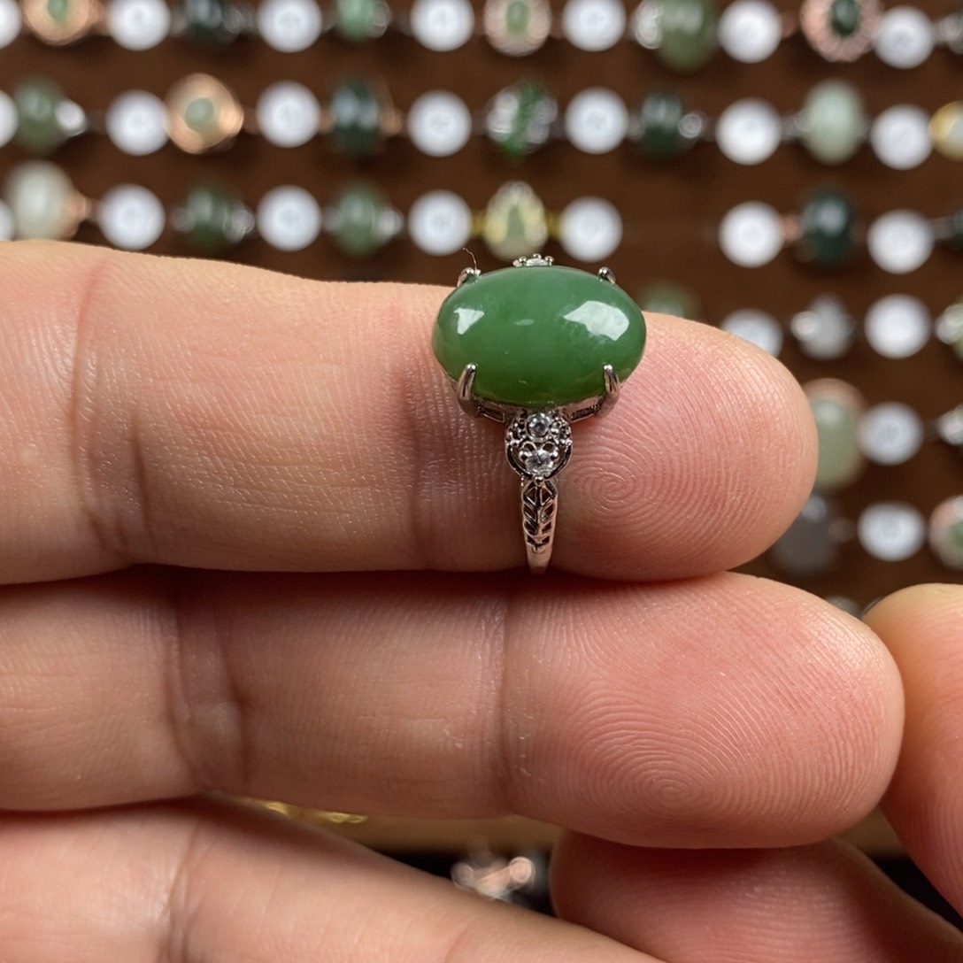 和田玉（碧玉）戒指合金